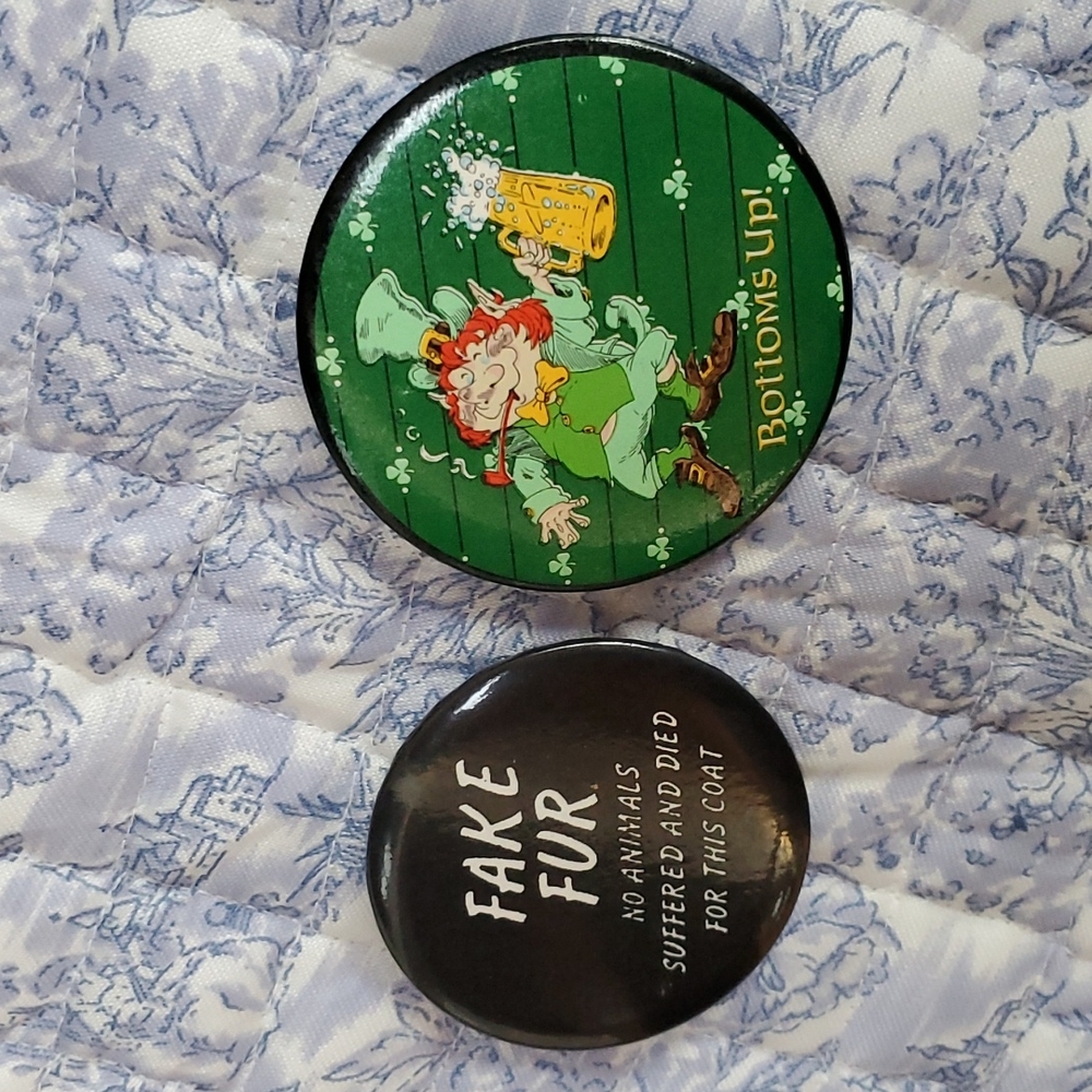 Lot of 2 Pins, Good Condition